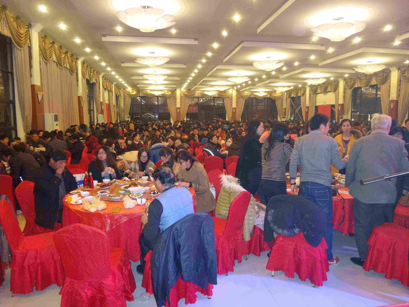 公司举行庆祝2013年元旦联谊酒会
